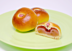 季節のあんぱん粒入り甘栗